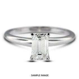 Solitaire-Ring_Classic_100_Emerald_1.jpg
