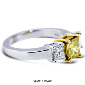 Three-Stone-Ring_ENR915-2387_Princess_Yellow_2.jpg